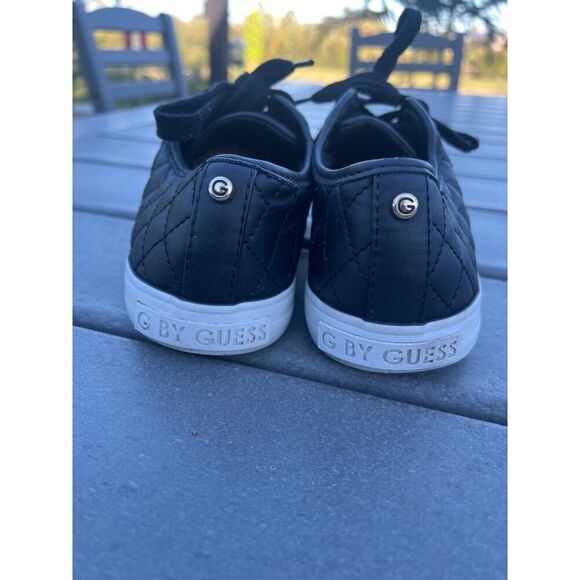 G by Guess Backer 2 Women Quilted Black Shoes Size 9M - Picture 4 of 10